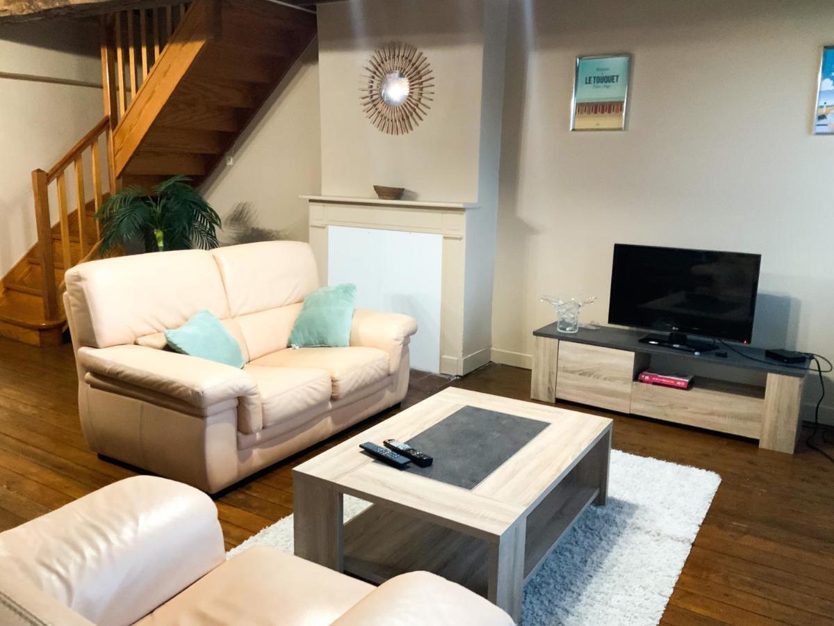 Grand Appartement Idealement Situe 7 Places Desvres Eksteriør billede